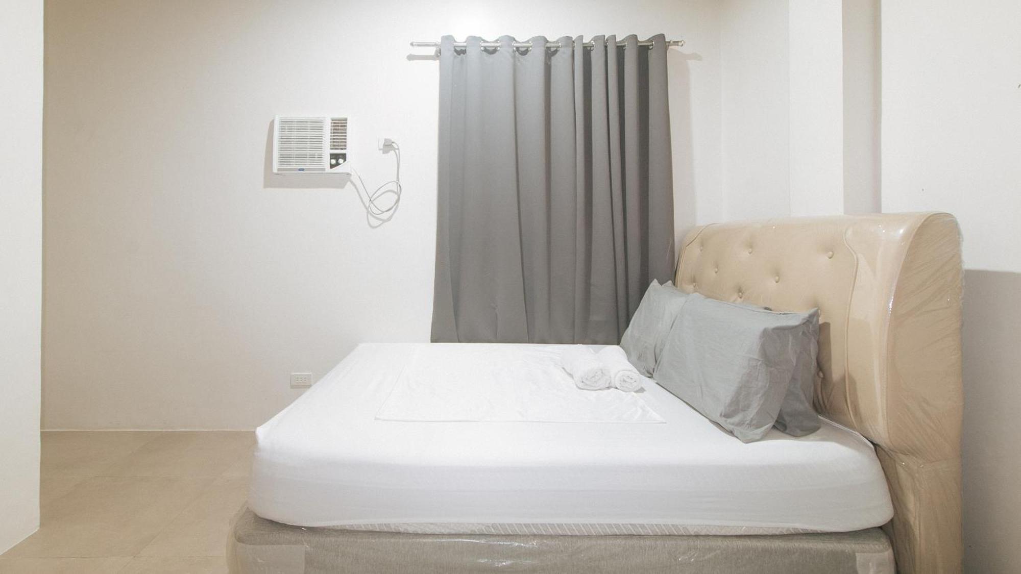 Cozy Cove Inn By Reddoorz Bacolod Buitenkant foto