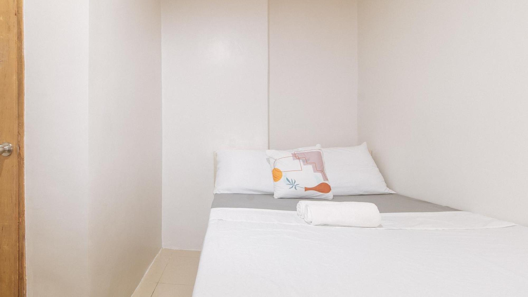 Cozy Cove Inn By Reddoorz Bacolod Buitenkant foto